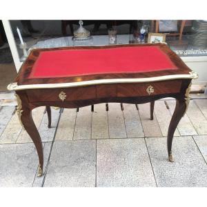  Table à écrire de style Louis XV en marqueterie vers 1850