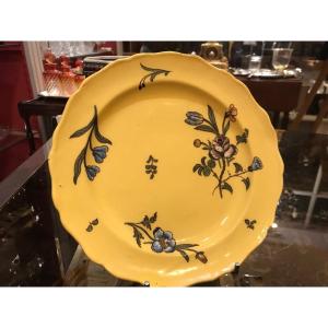 Beautiful 18th Century Marseille Earthenware Plate By Fauchier