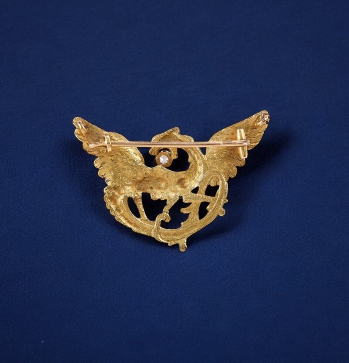 Chimera Brooch -photo-2