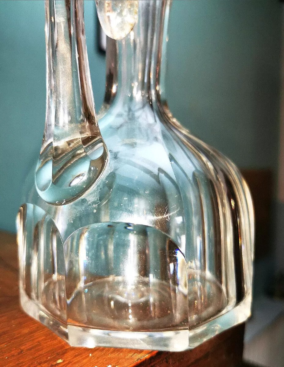 Baccarat. Carafe à liqueur, décor « Malmaison », en cristal massif taillé.-photo-4