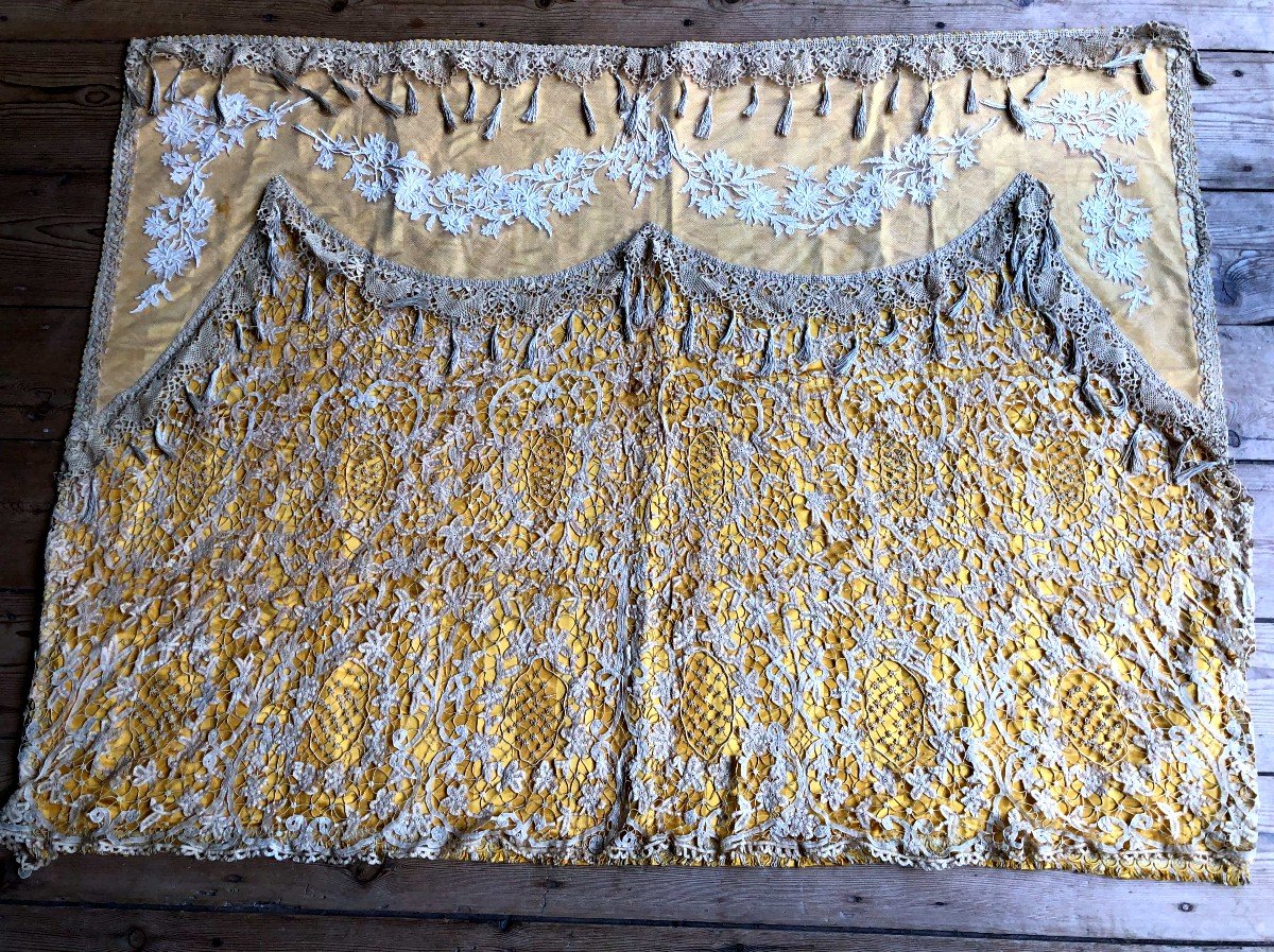 Dentelle XVIIème  Et XIXème Siecle Aiguille Broderie