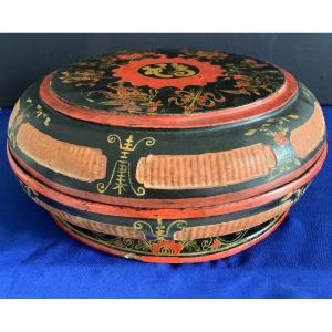 Asian Box - 20th Century