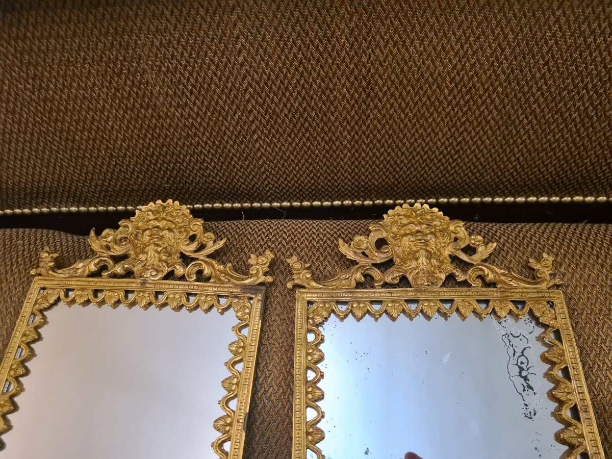 Paire D’appliques à Fond De Miroirs En Bronze Ciselé Et Doré , Style Louis XIV. -photo-2