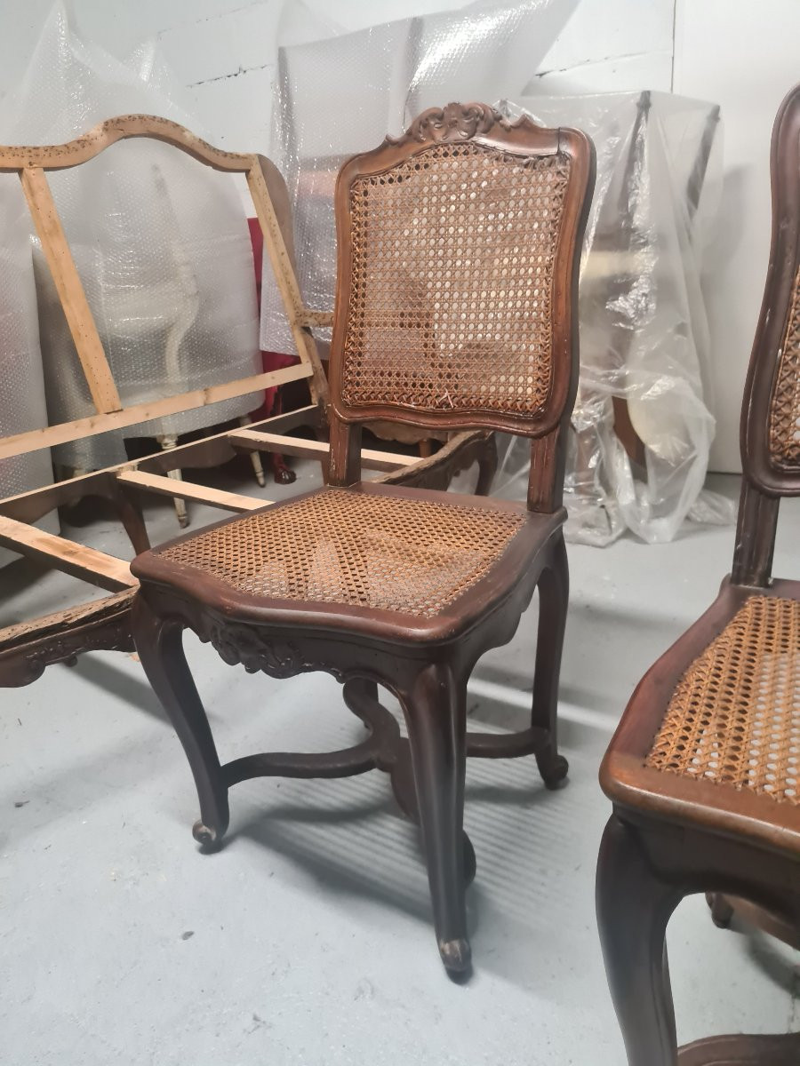 Paire De Chaises En Bois Ciré Et Sculpté ; Début De l'époque Louis XV -photo-2