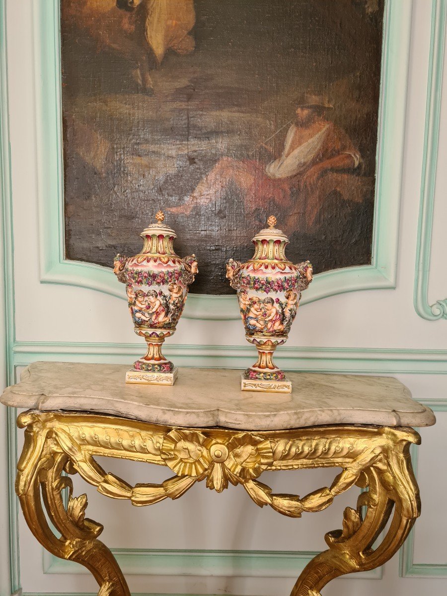 Capodimonte, Paire De Vases Couverts En Porcelaine Polychrome , 2ème Moitié XIXème-photo-3