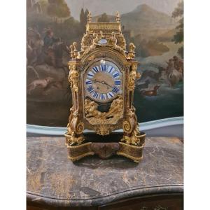 Large Clock Or Cartel In Boulle Marquetry In Brass And Tortoise Shell Louis XIV Style
