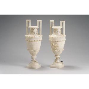 Paire De Vases Balustres En Albâtre , Fin XIXème 