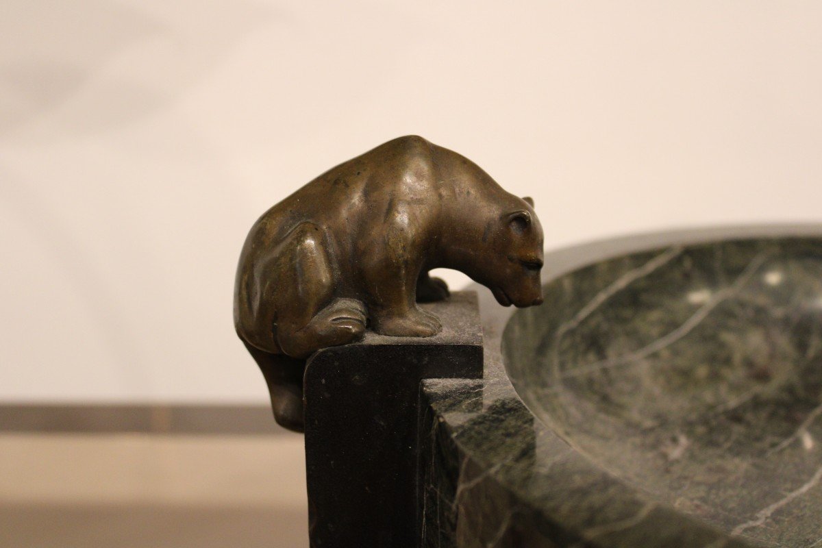 Large Marble Bowl With Bears, Early 20th Century -photo-3