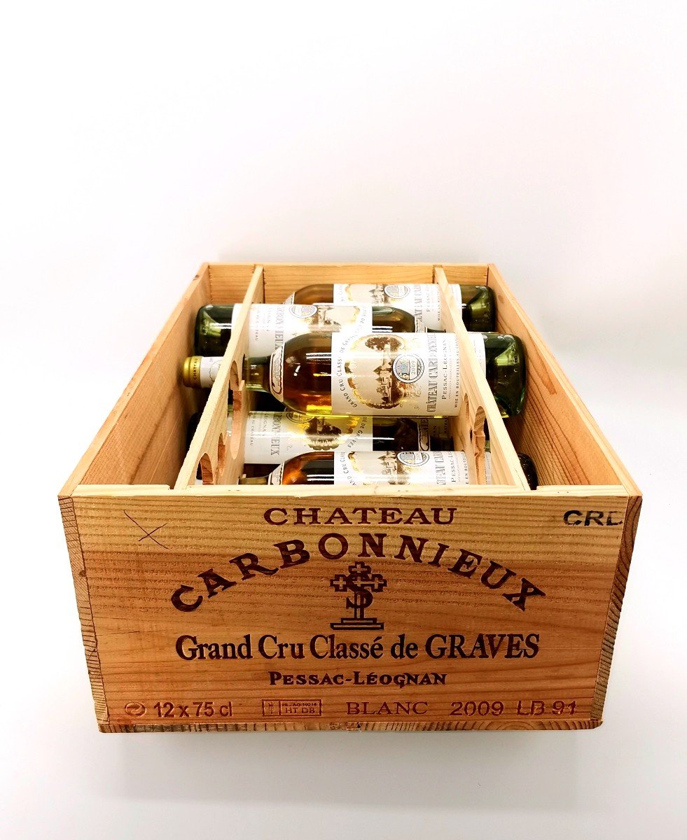 Collection Bottle Château Carbonnieux White Wine Grand Cru Classé Graves 2009 Curiosity-photo-2