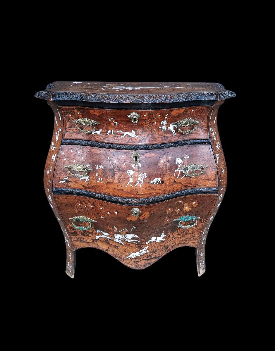 Commode Marqueté - Meuble Lombardie Italie Du Nord - Mobilier  XVIII / XIX éme