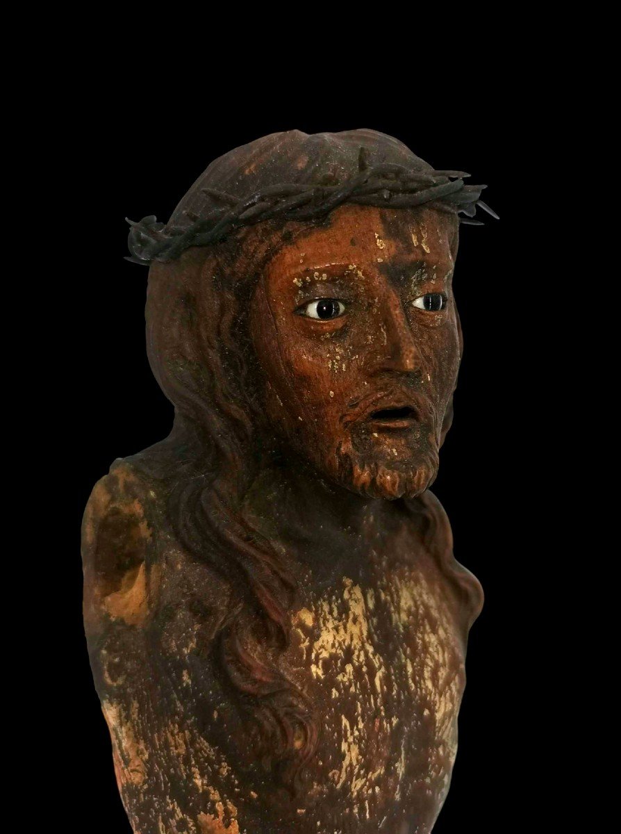 Sculpture Christ En Bois - Noyer Polychrome Et Doré - Oeuvre XVI ème Siècle-photo-3