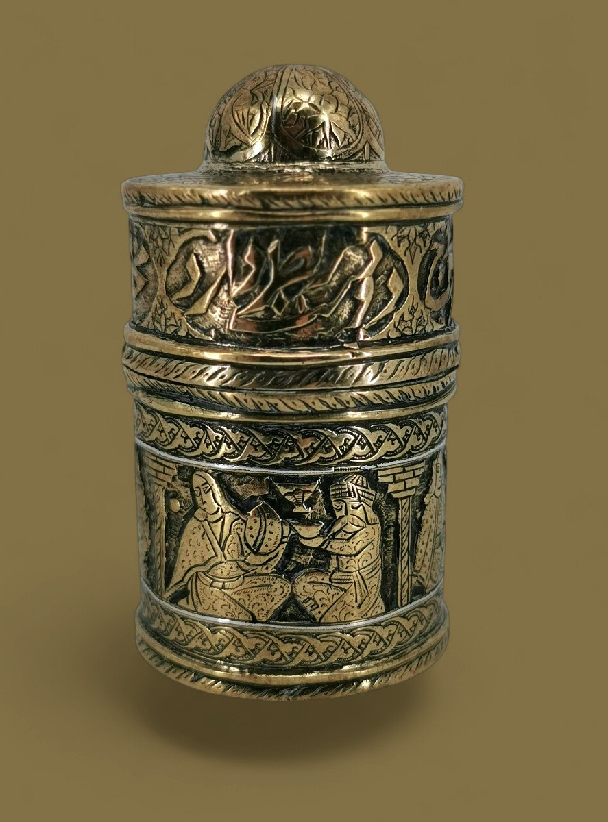 Cylindrical Box - Middle - East Brass Engraved Silver Fillet - Pyxis Style XVIII / XIX-photo-3