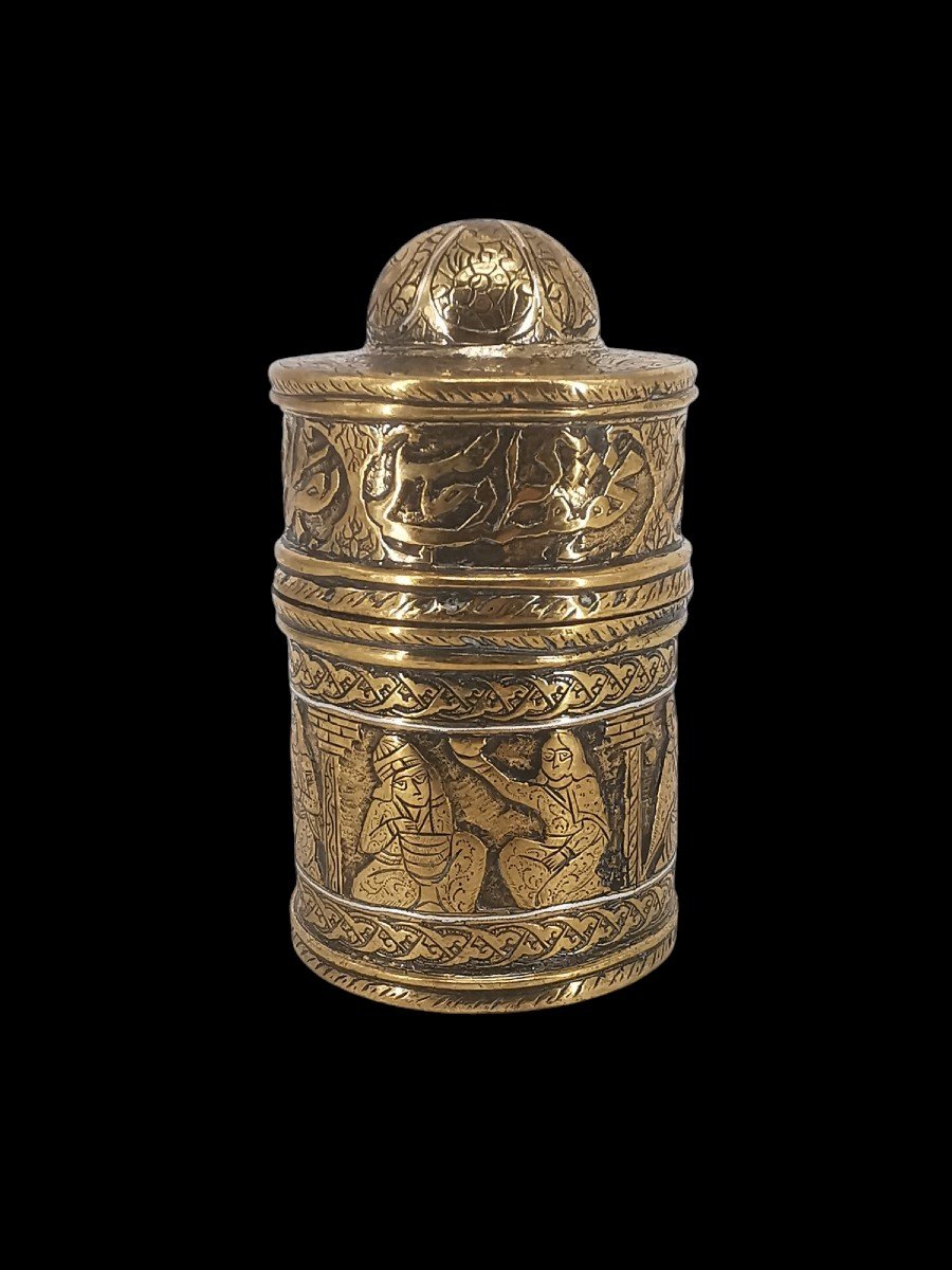 Cylindrical Box - Middle - East Brass Engraved Silver Fillet - Pyxis Style XVIII / XIX-photo-4