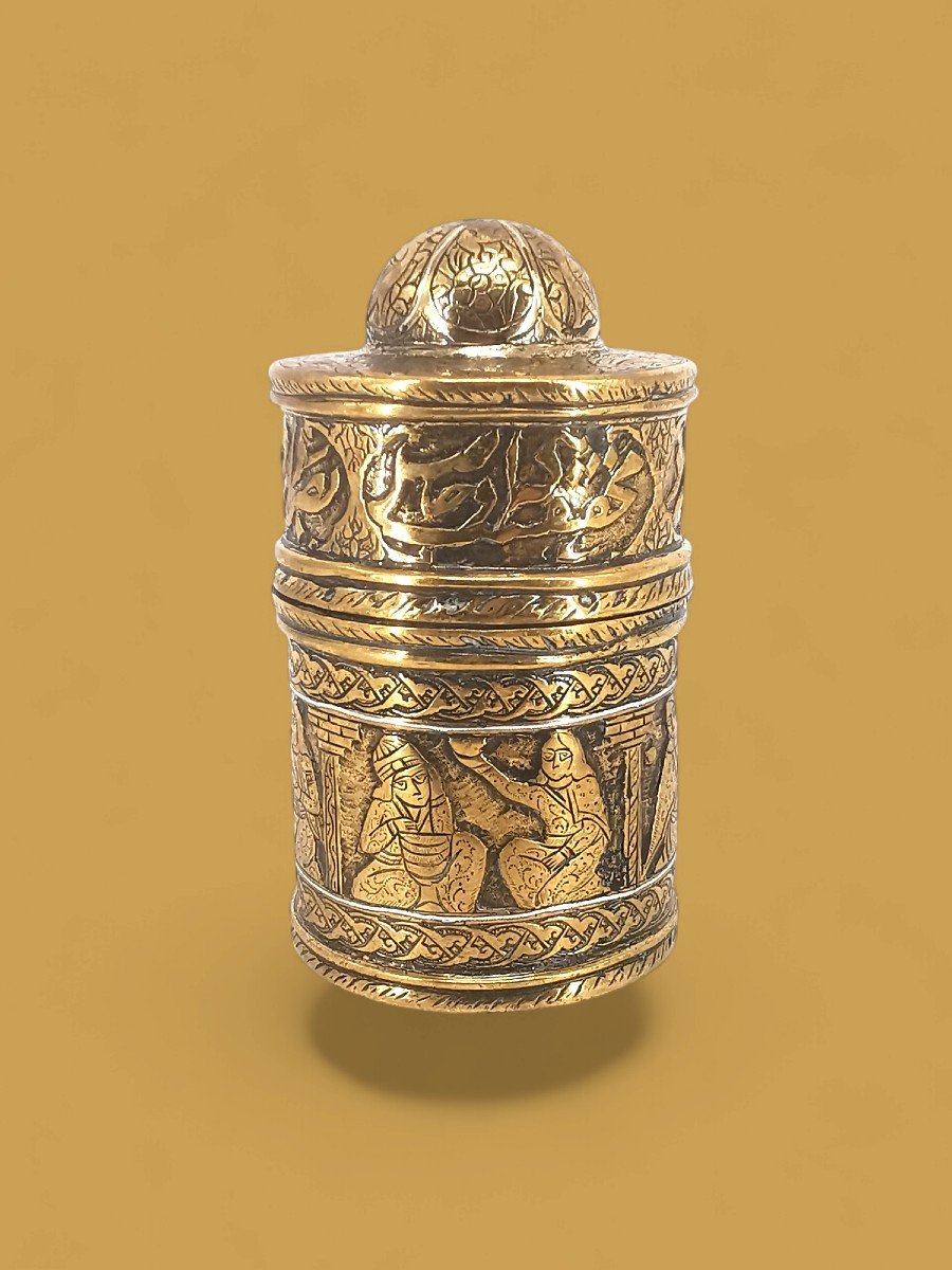 Cylindrical Box - Middle - East Brass Engraved Silver Fillet - Pyxis Style XVIII / XIX