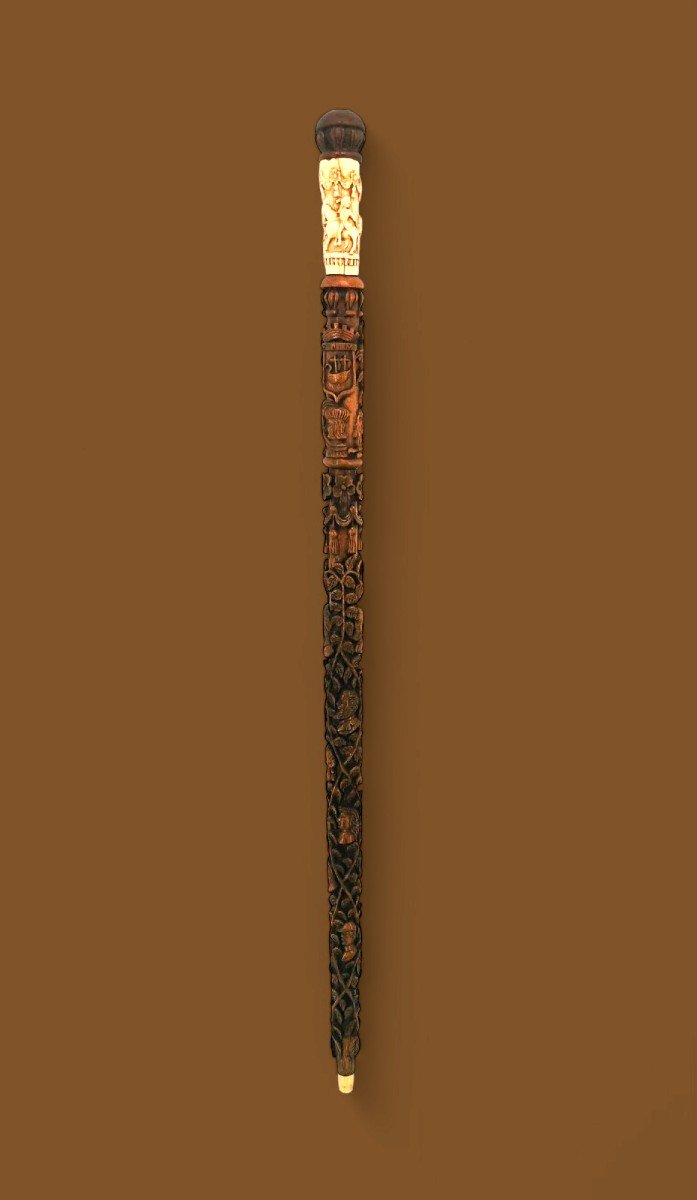 Collectible Cane - Carved In High Reliefs - Historical Decor 18th / 19th Century 