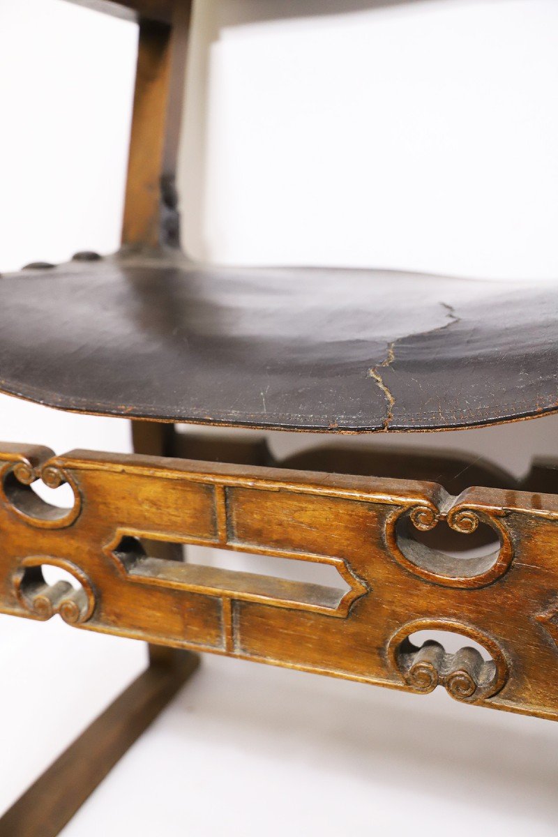 17th Century Travel Chair-photo-4