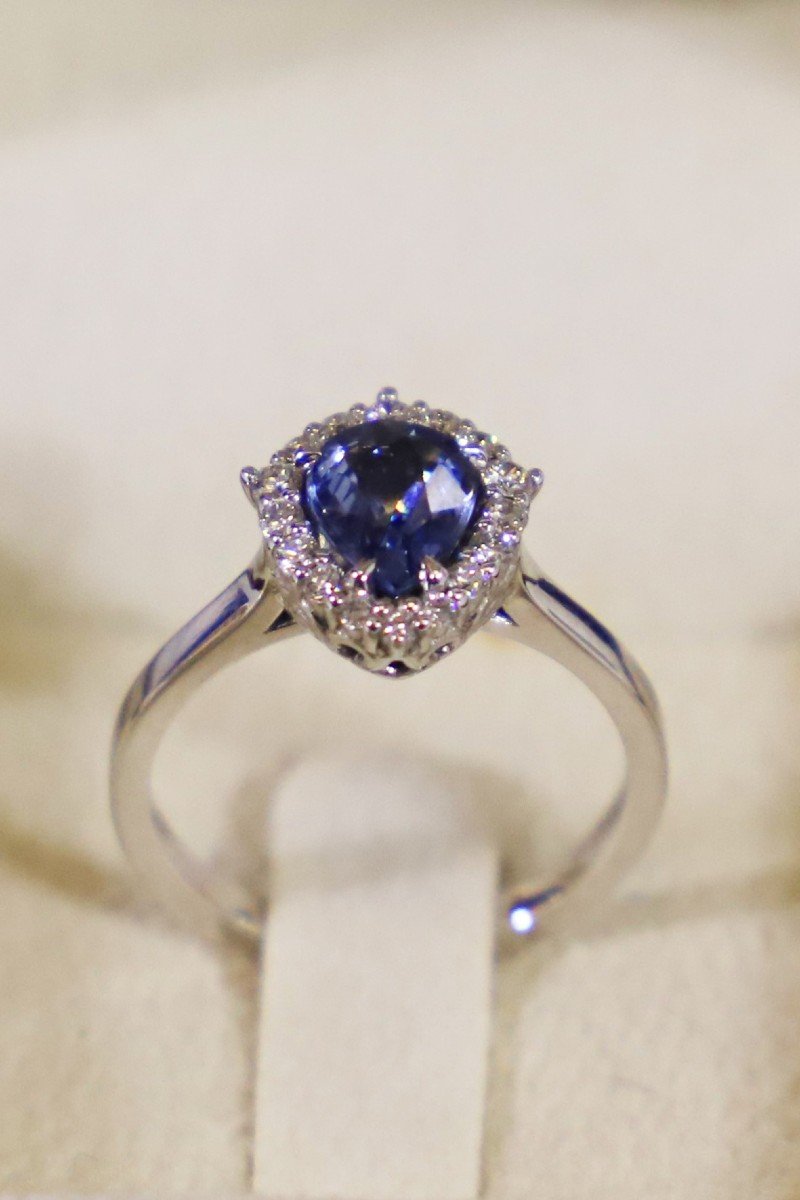 Sapphire And Diamond Ring -photo-4