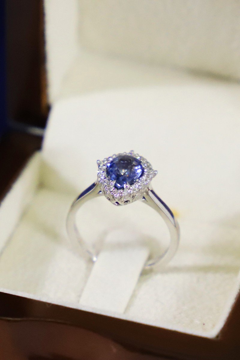 Sapphire And Diamond Ring -photo-3