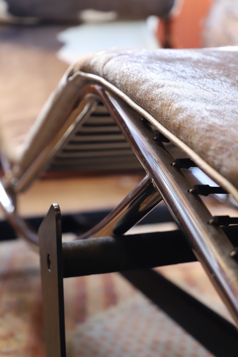 Chaise Longue Dans Le Goût De Le Corbusier-photo-3