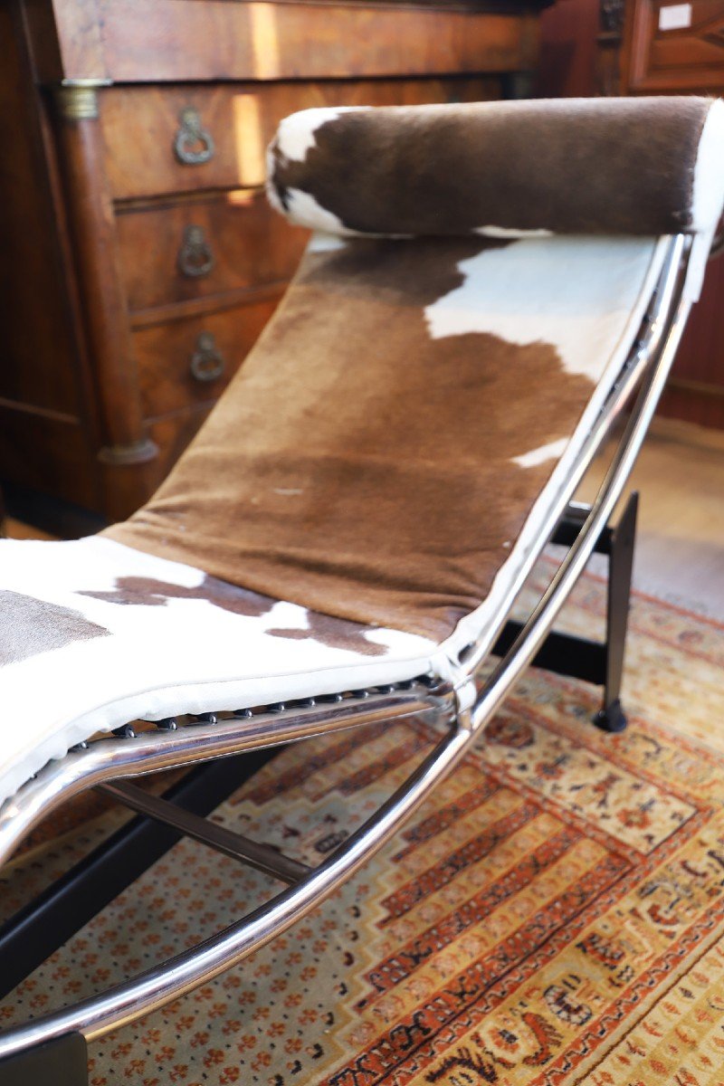 Chaise Longue Dans Le Goût De Le Corbusier