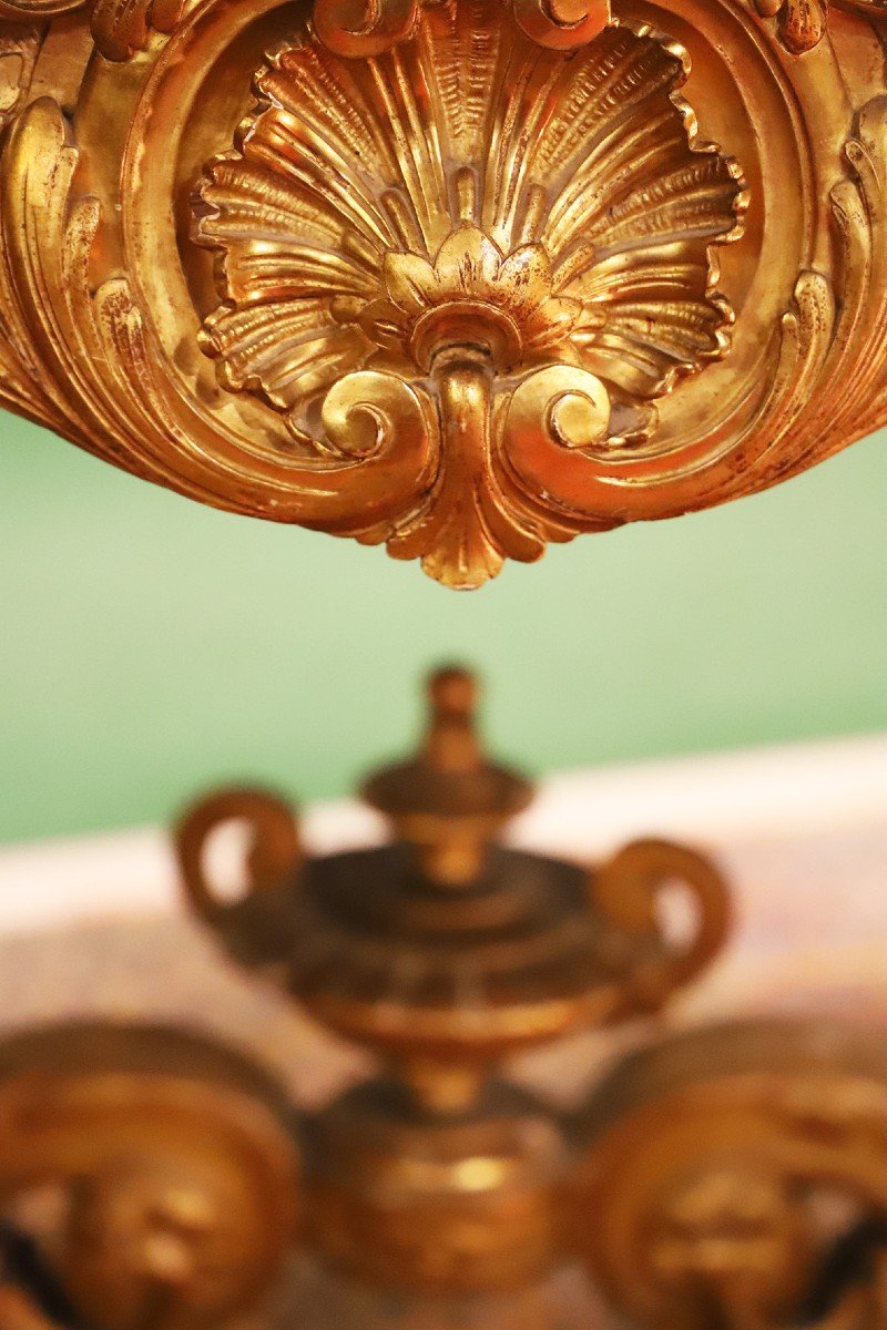 White Marble And Golden Wood Table-photo-1