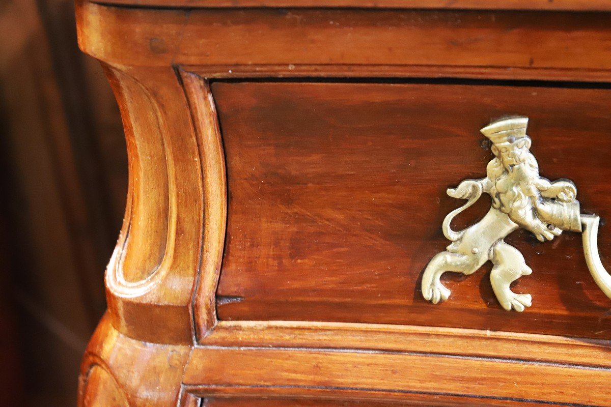 Louis XV Period Molded Mahogany Chest Of Drawers-photo-4