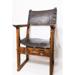 17th Century Travel Chair