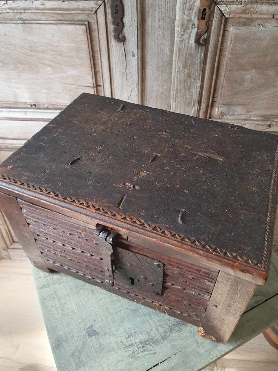 Wooden Box - France - 17th Century-photo-5