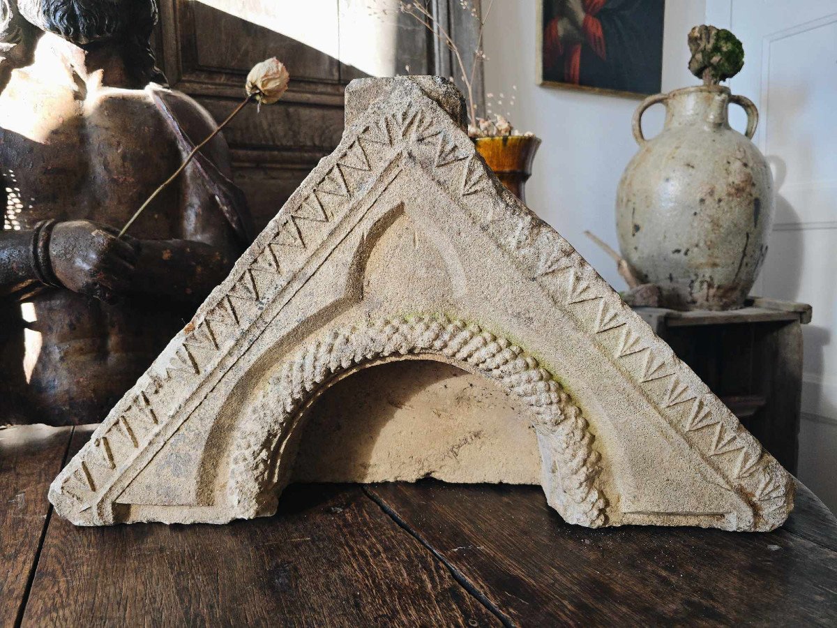 Carved Stone Canopy - Limestone - 17th Century-photo-2