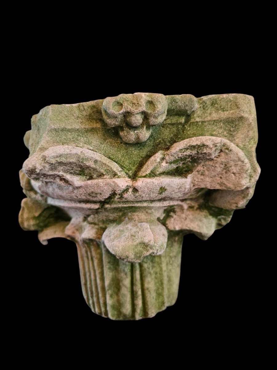 Limestone Capital - 16th Century-photo-3