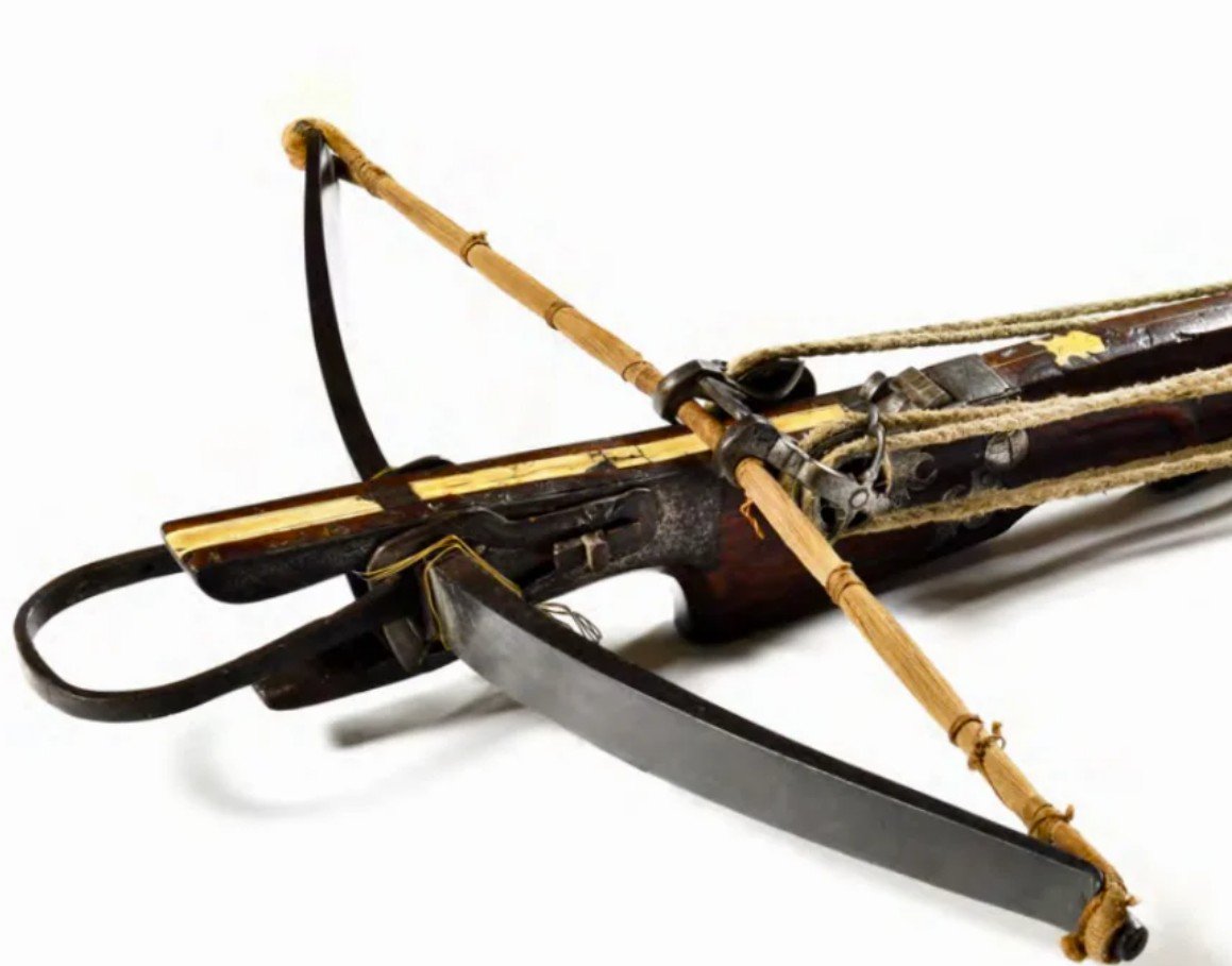 French Military Crossbow With Muffle 16th-17th Century Known As A Windlass - France Ancient Monarchy-photo-7