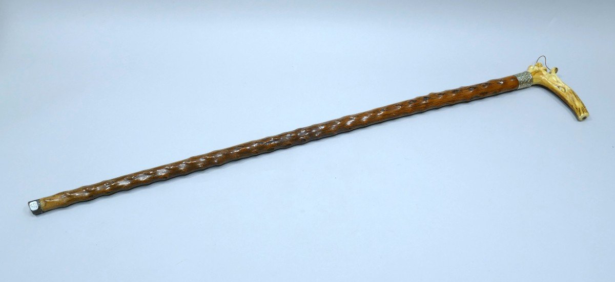 Collectible Cane With Handle In Antler Representing A Lying Moujik-photo-3