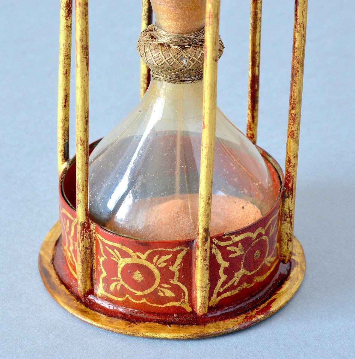 Hourglass In A Red And Gold Painted Metal Frame Datable Around 1720/1730-photo-2