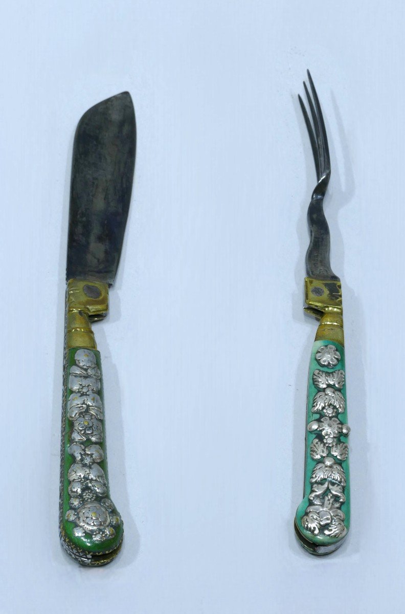 Pair Of Folding Cutlery In Tinted Bone Dated To The 18th Century-photo-1