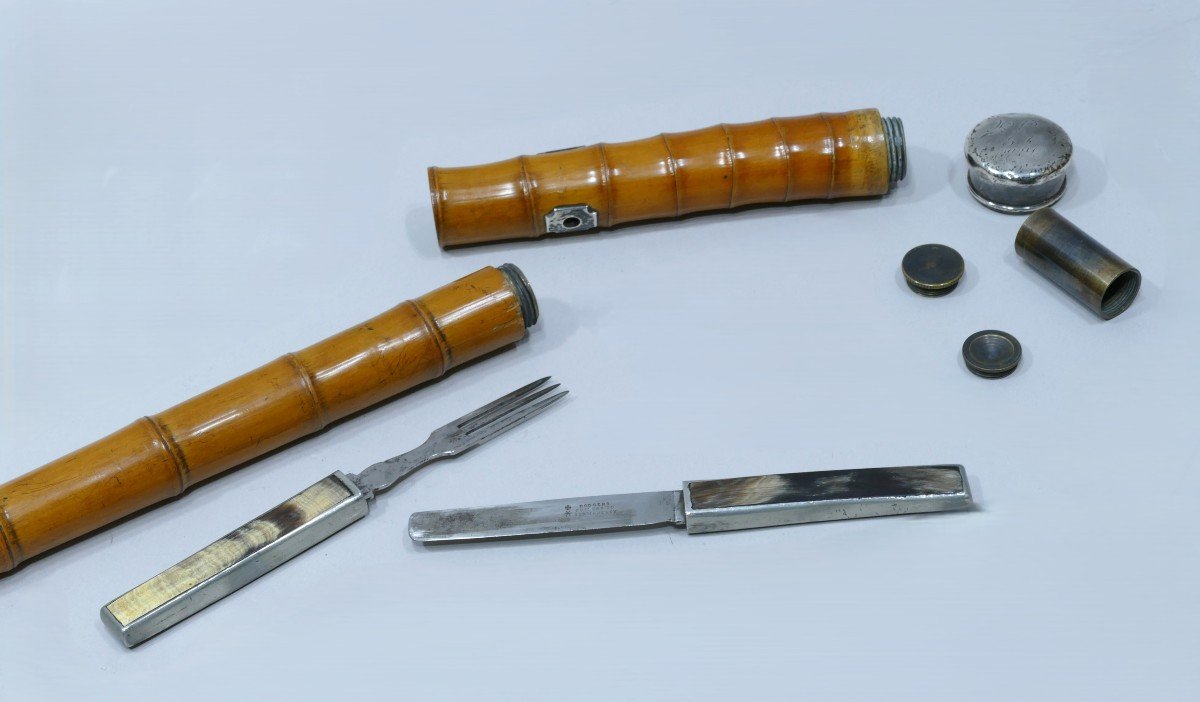 Picnic Gadget Cane Dated To The End Of The 19th Century