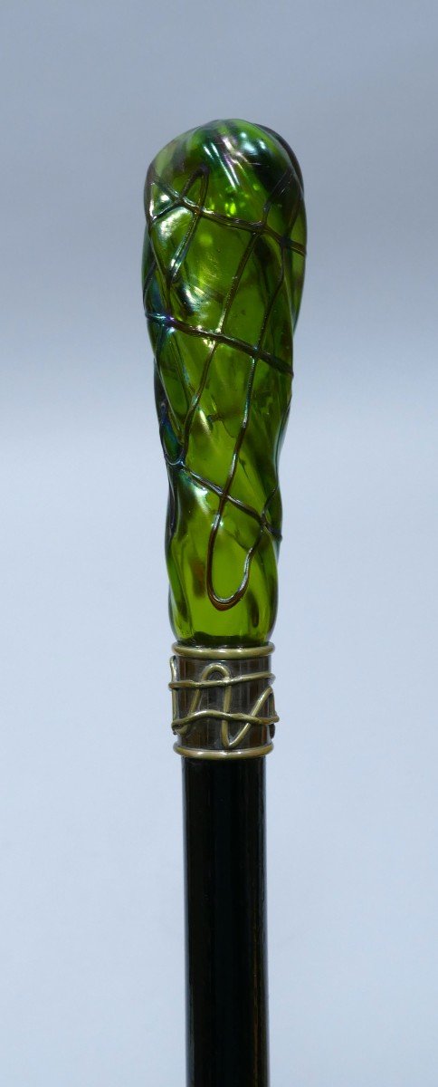 Art Nouveau Cane In Green Glass From The Loetz Manufactory