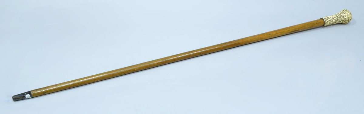 Cane With Ivory Handle Representing A Hunter And His Dogs Dated To The 19th Century-photo-3