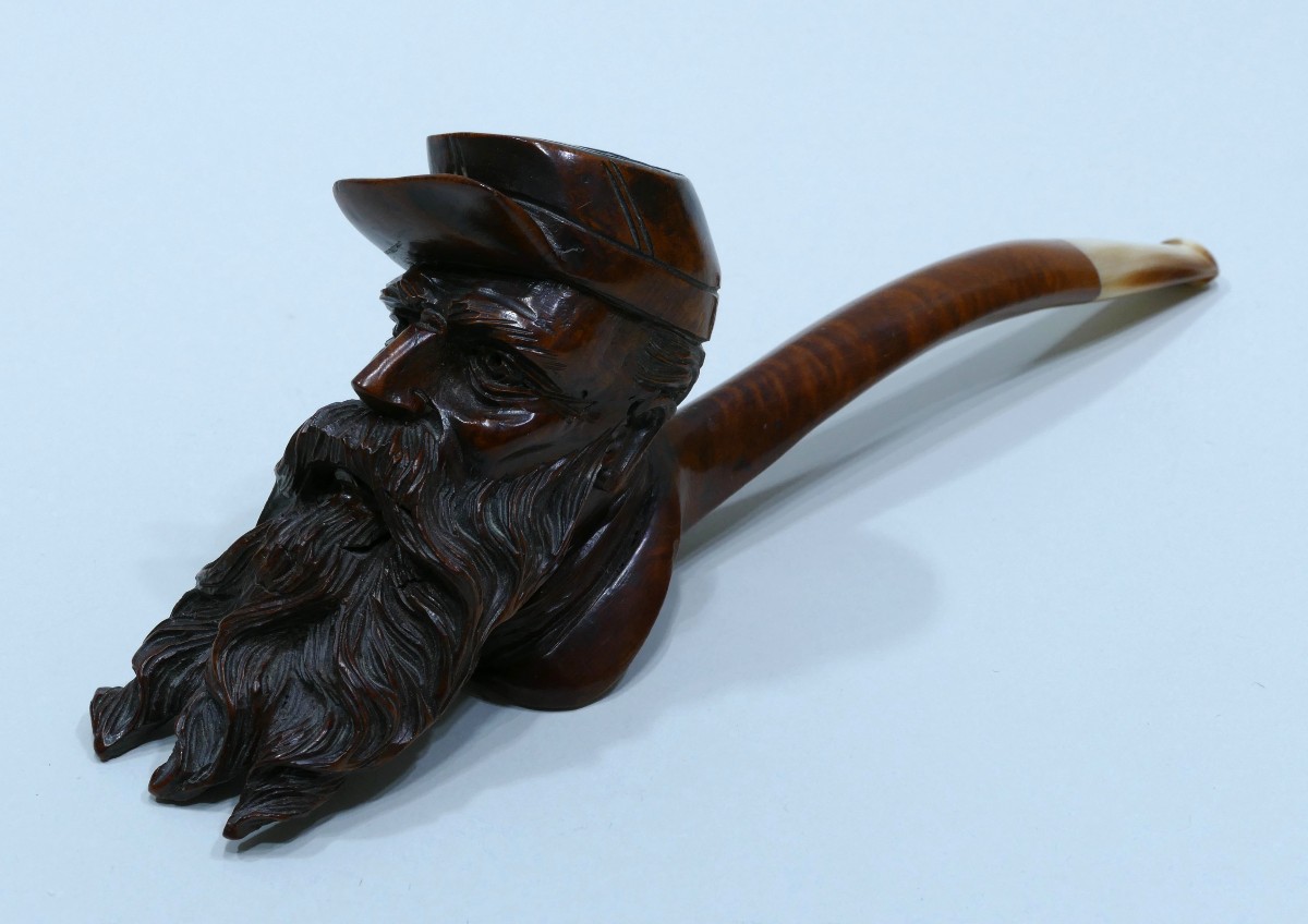 Briar Pipe Representing The Face Of A Bearded Civil War Soldier. -photo-2