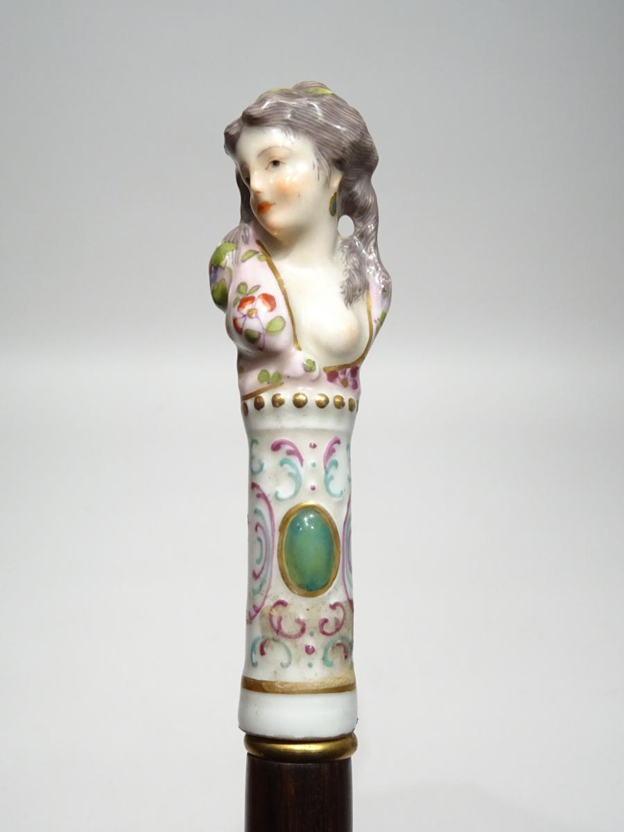 Canne à Pommeau En Porcelaine Au Décor d'Une Jolie Femme-photo-2