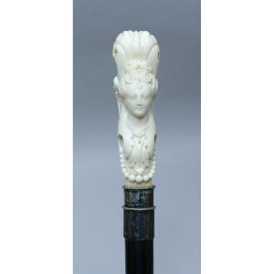 Collectible Cane With Superb Handle Representing A Woman With Her Tiara