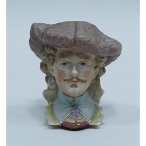 Polychrome Biscuit Pipe Representing A Musketeer