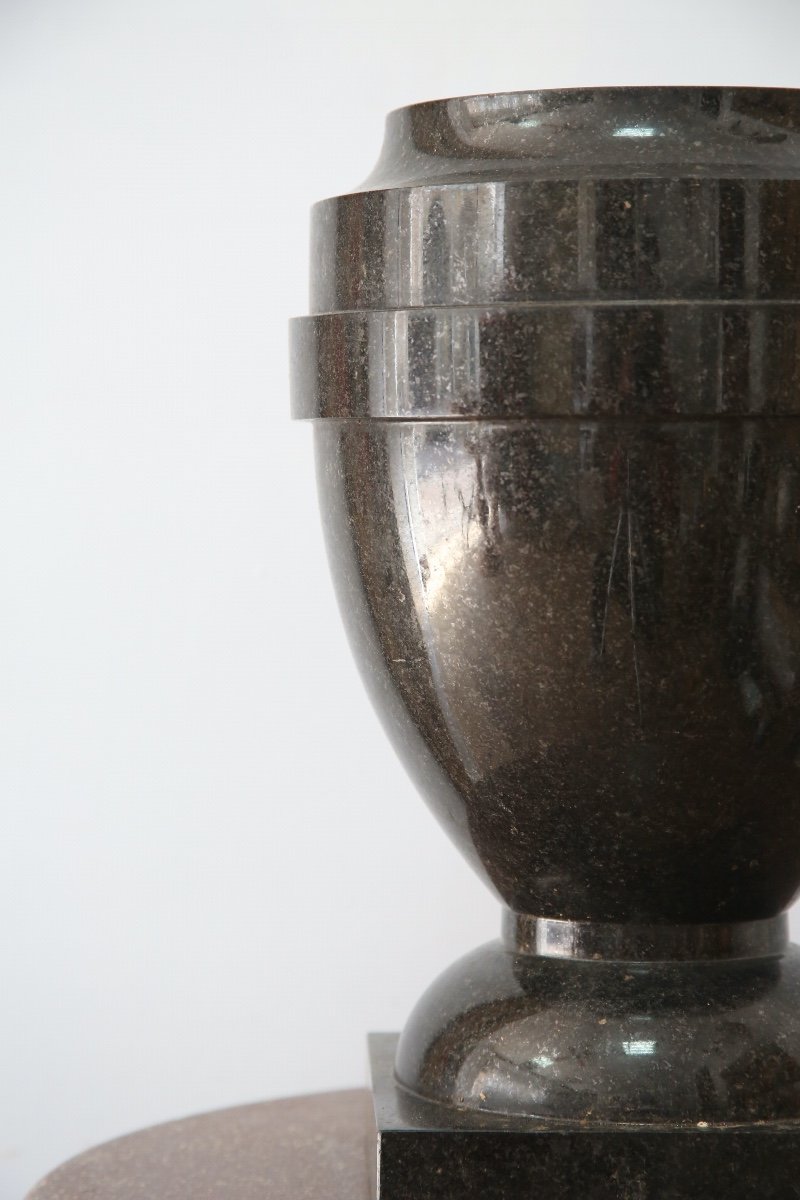 Urn Shaped Black Marble Vase.-photo-4