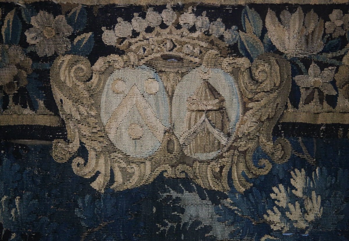 Tapisserie d&rsquo;Aubusson, verdure &agrave; armoiries,  XVIII&egrave;me si&egrave;cle.-photo-2