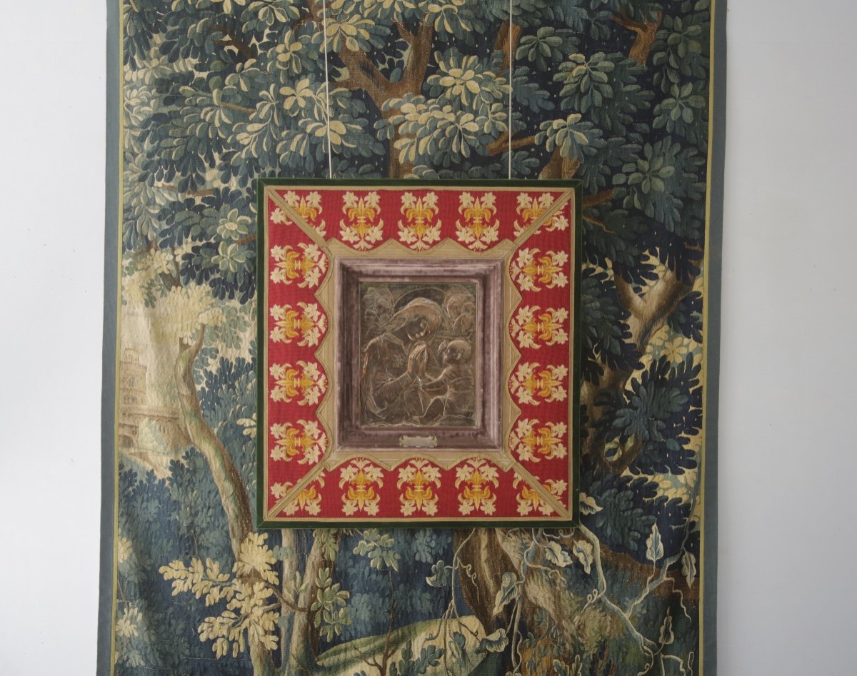 Madonna After Donatello In Embossed Copper, Point Tapestry, Late 19th Century.