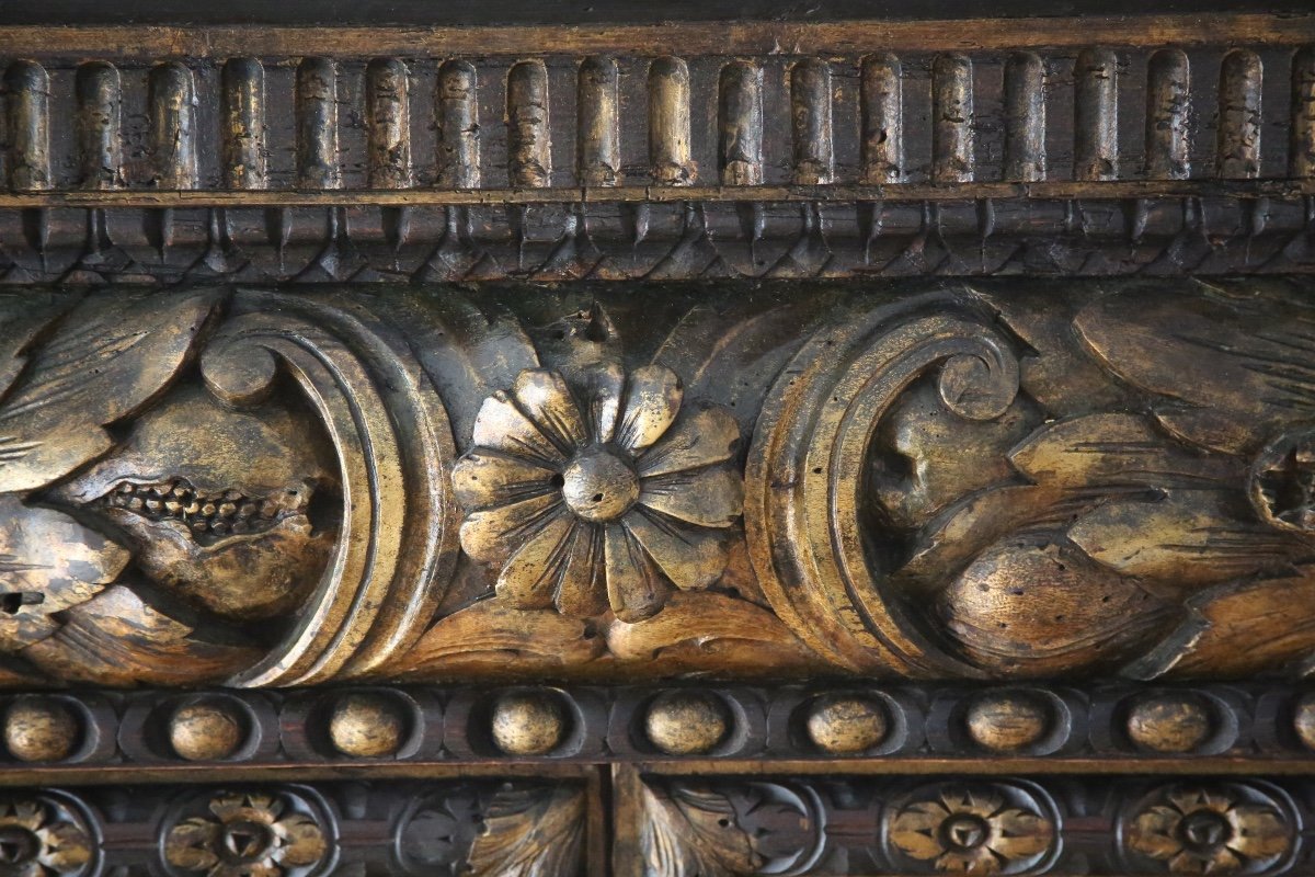 Grande armoire grillagée, richement sculptée et dorée, style baroque, Italie XXes-photo-5