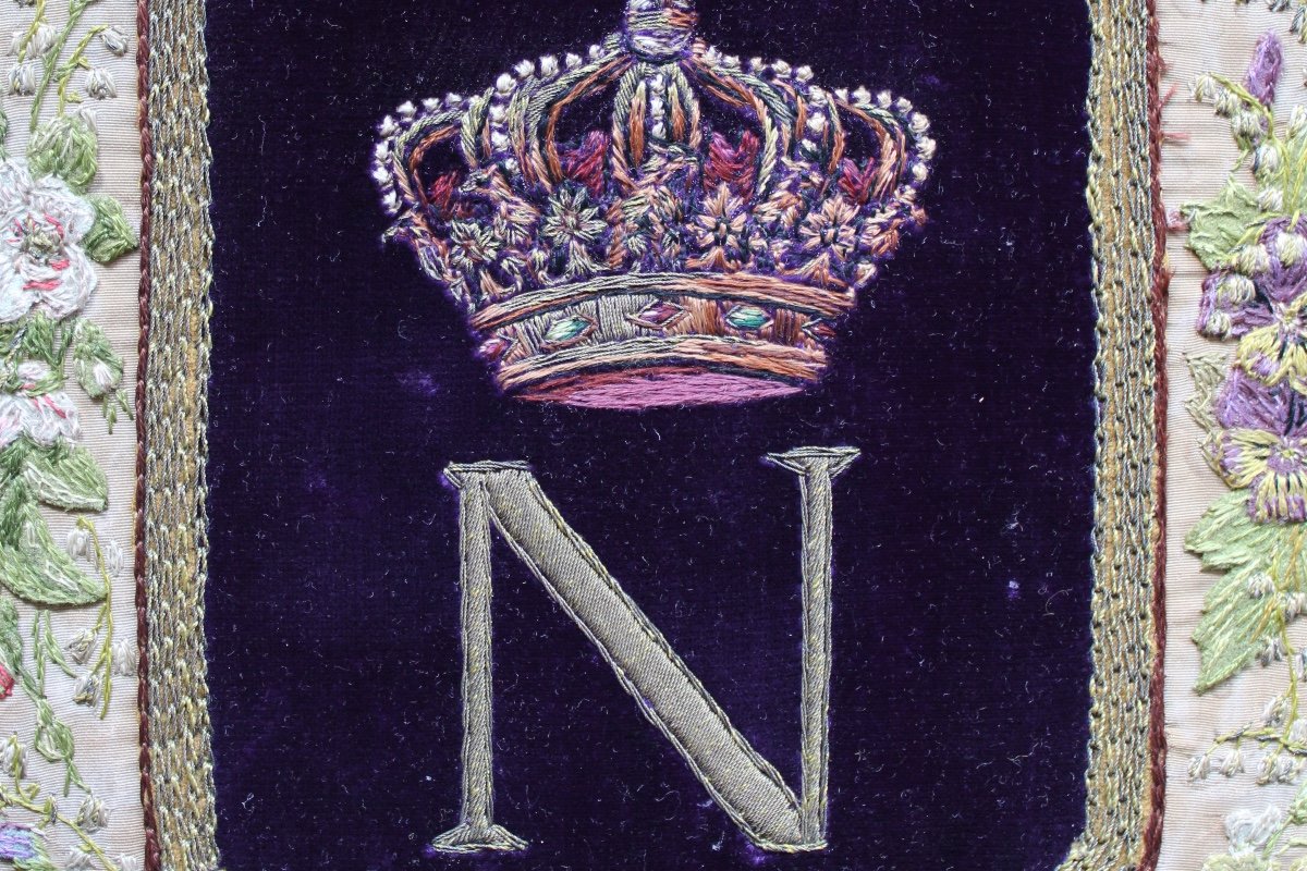 Wallet With Embroidery And Napoleon III Monogram-photo-3