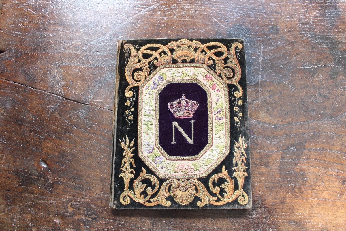 Wallet With Embroidery And Napoleon III Monogram