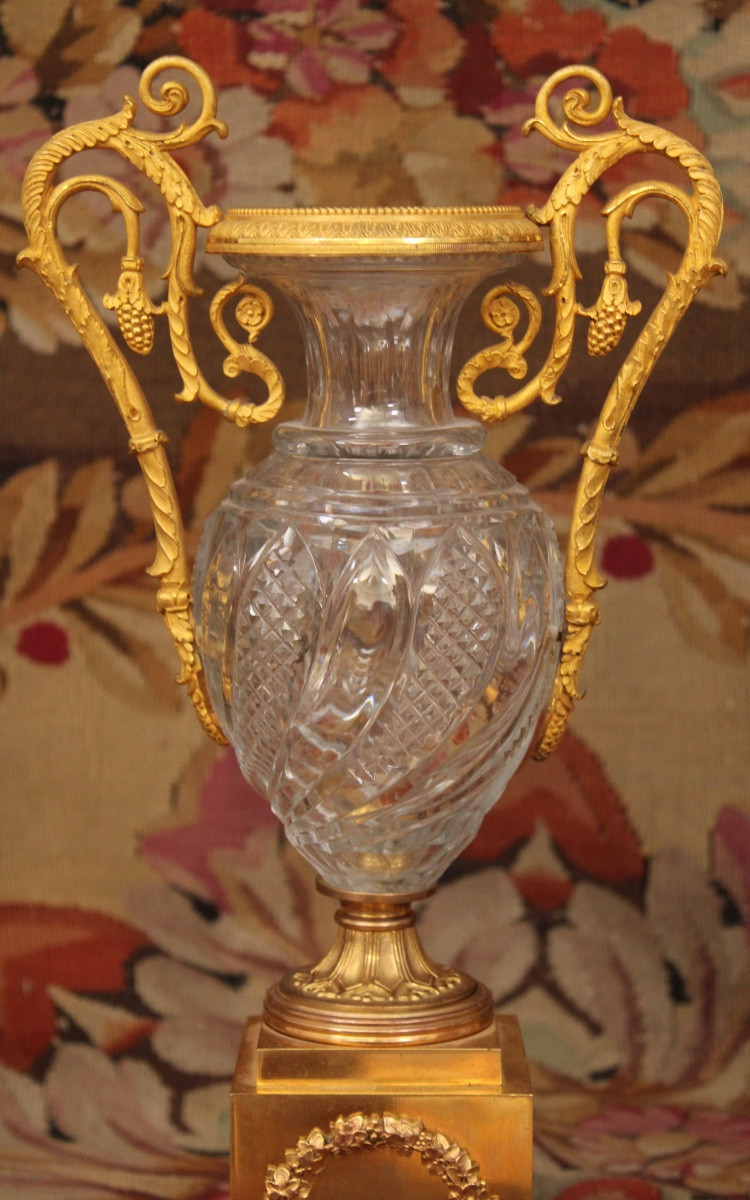 Pair Of Crystal Vases Mounted On A Gilt Bronze Base, 19th Century. -photo-3