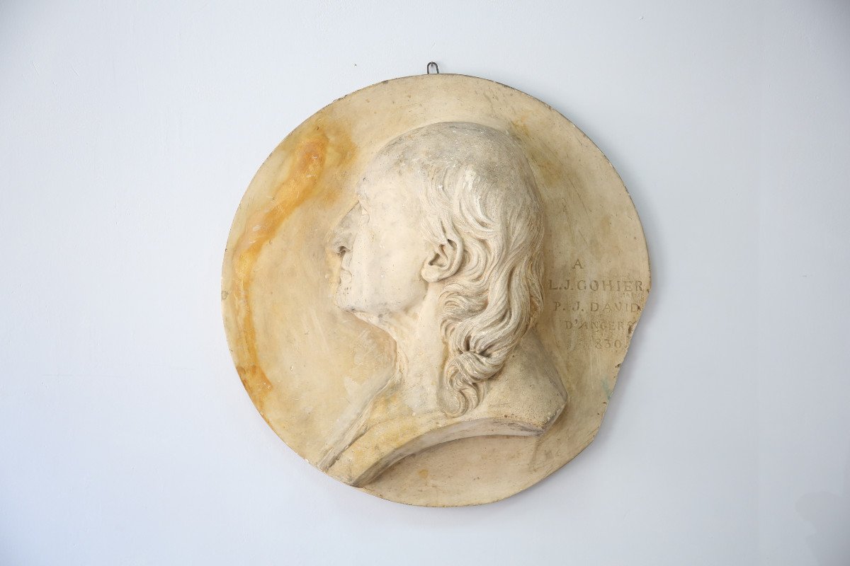 Important médaillon en plâtre ,d'après David D'Angers (1788-1756), Fin du XIXème siècle.-photo-2
