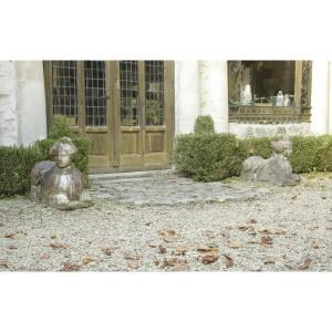 Pair Of Sphinxes In Carrara Marble, Early 18th Century.